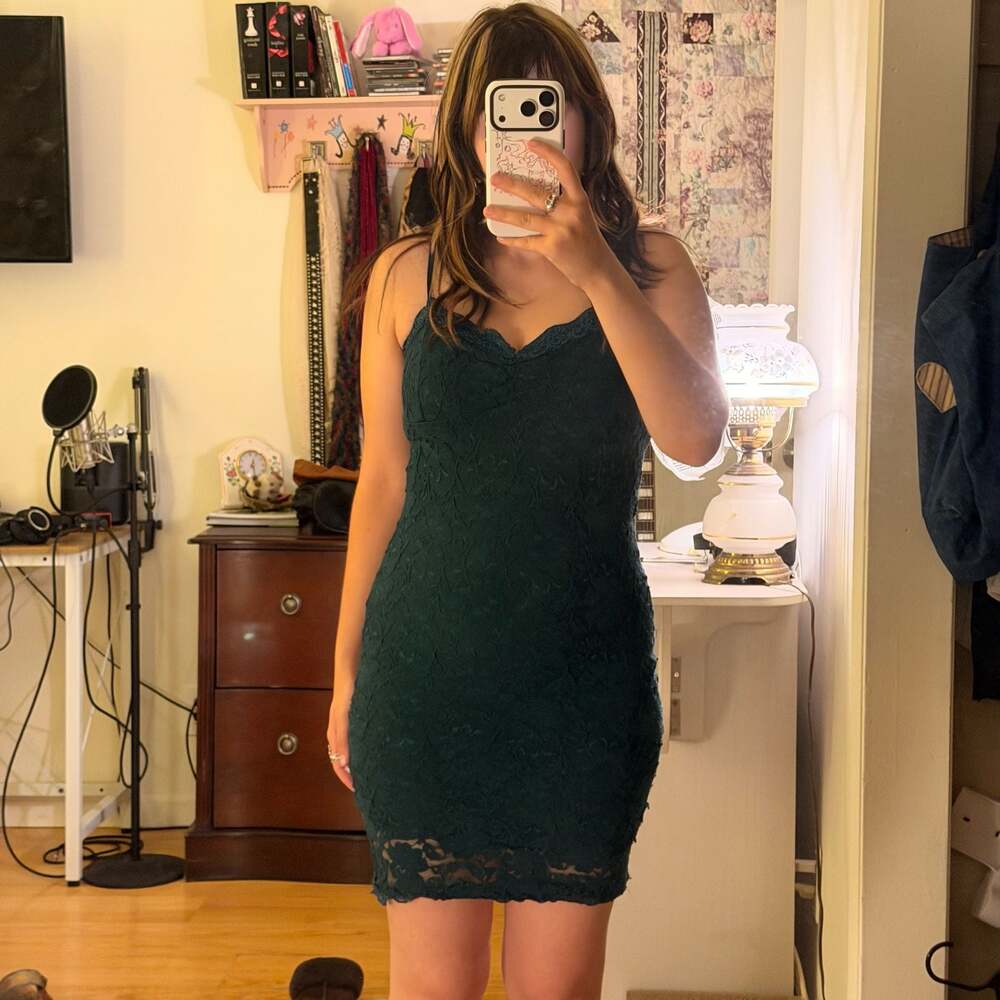 Kimchi Blue Dark Green Floral Lace Bodycon Slip Dress